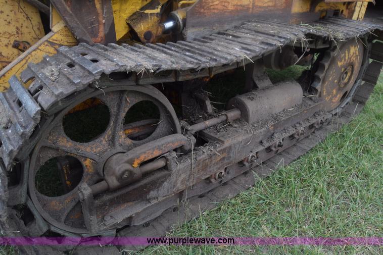 image for item K2861 1963 International T340A Drott track loader