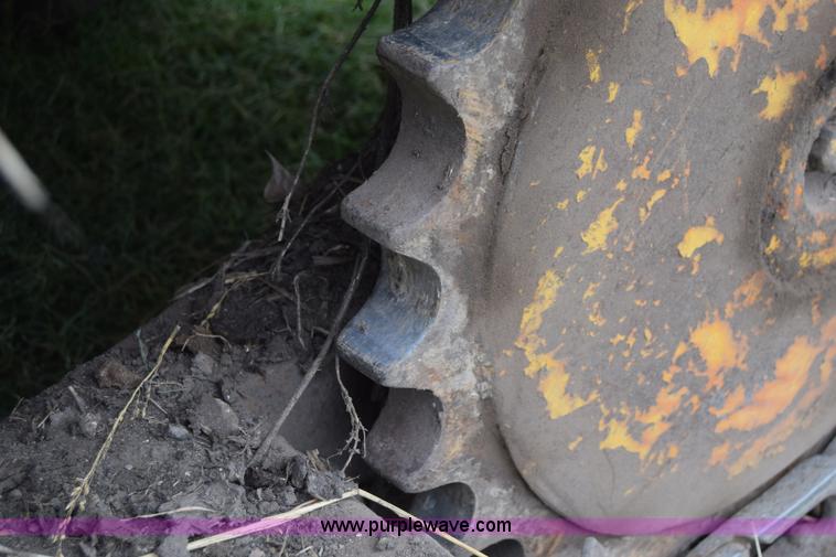 image for item K2861 1963 International T340A Drott track loader