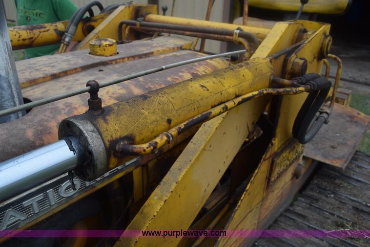 image for item K2861 1963 International T340A Drott track loader