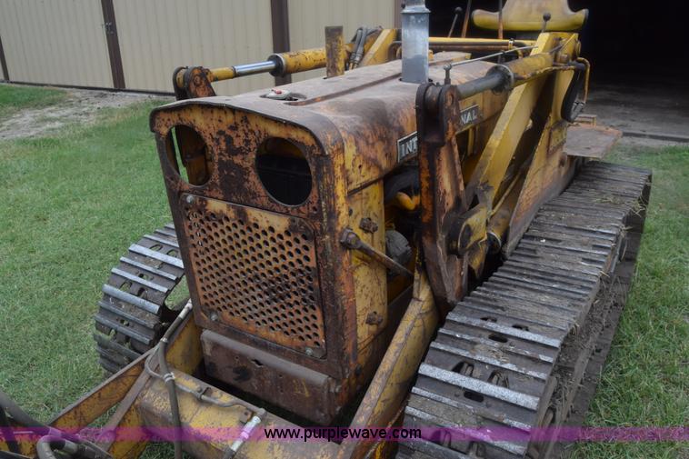image for item K2861 1963 International T340A Drott track loader