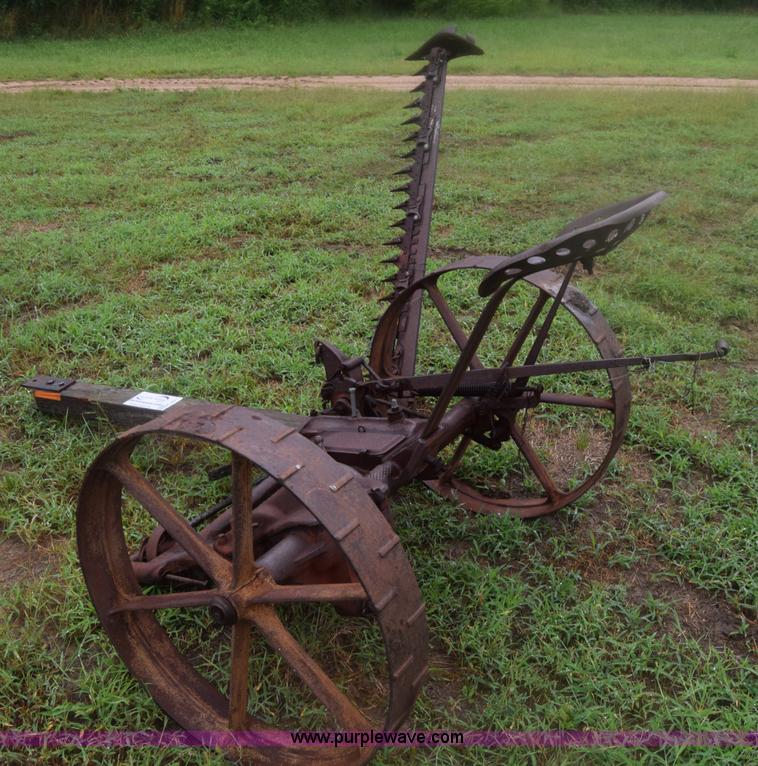 image for item K2871 McCormick-Deering 7 sickle mower