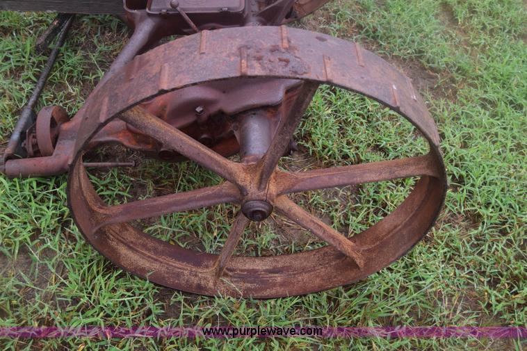 image for item K2871 McCormick-Deering 7 sickle mower