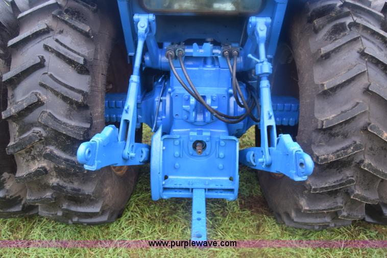 image for item K2872 1996 Ford TW15 tractor