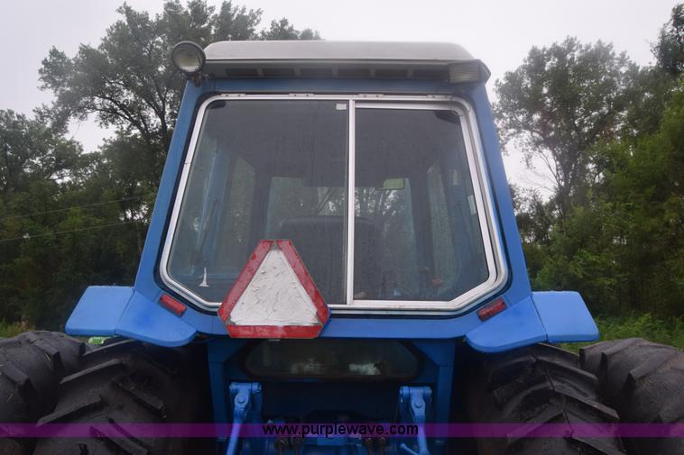 image for item K2872 1996 Ford TW15 tractor