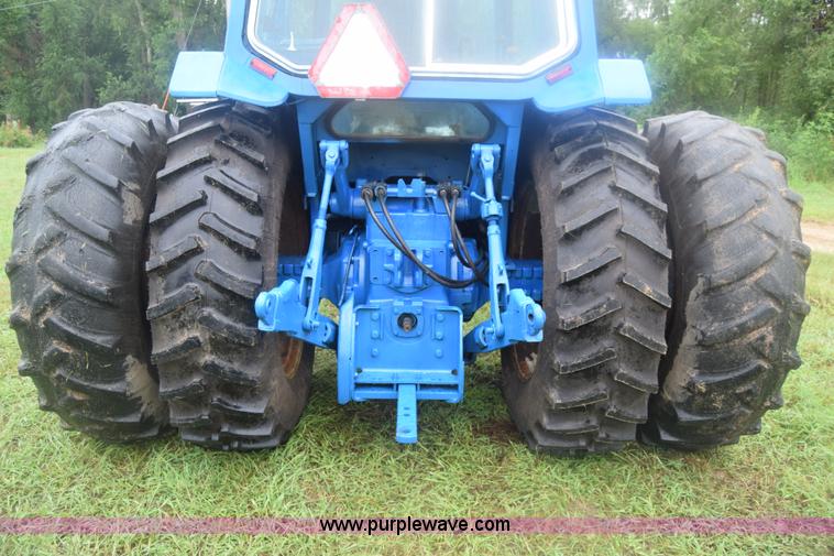 image for item K2872 1996 Ford TW15 tractor