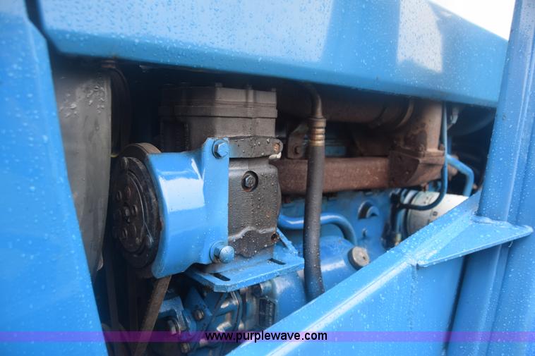 image for item K2872 1996 Ford TW15 tractor