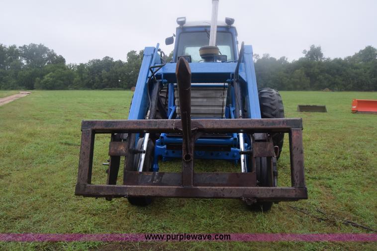 image for item K2872 1996 Ford TW15 tractor