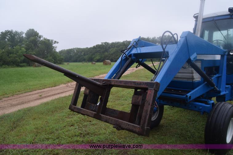 image for item K2872 1996 Ford TW15 tractor