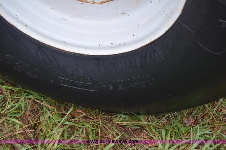 image for item K2872 1996 Ford TW15 tractor