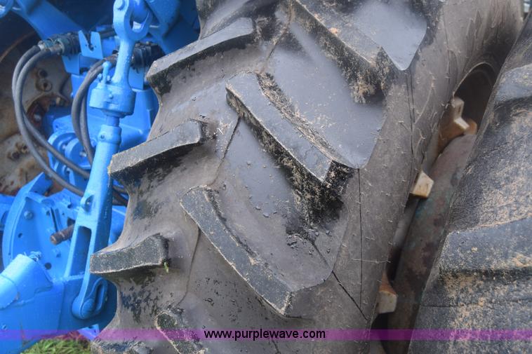 image for item K2872 1996 Ford TW15 tractor