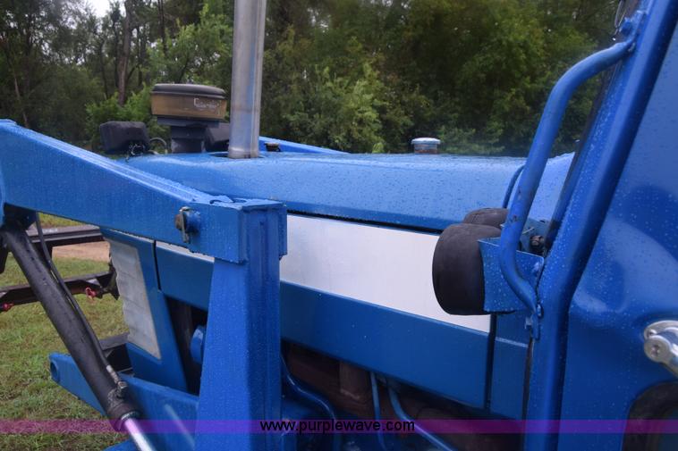 image for item K2872 1996 Ford TW15 tractor