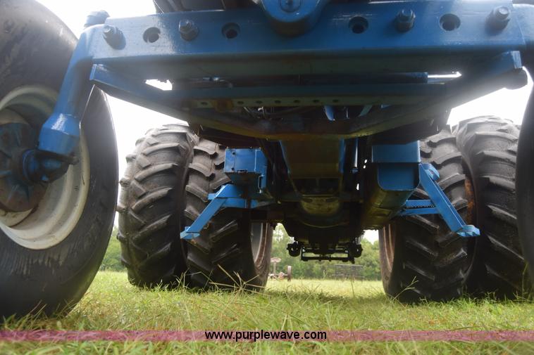 image for item K2872 1996 Ford TW15 tractor