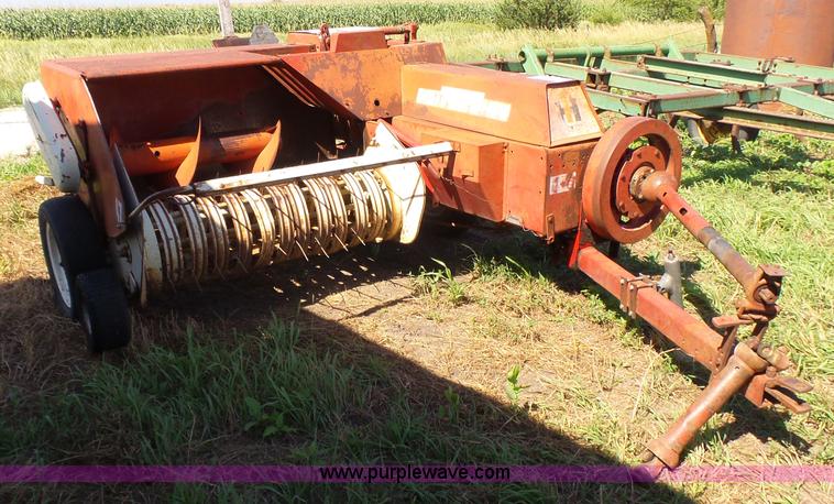 image for item K3128 International 47 small square baler