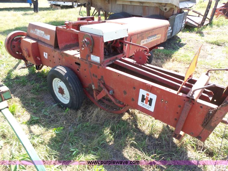 image for item K3128 International 47 small square baler
