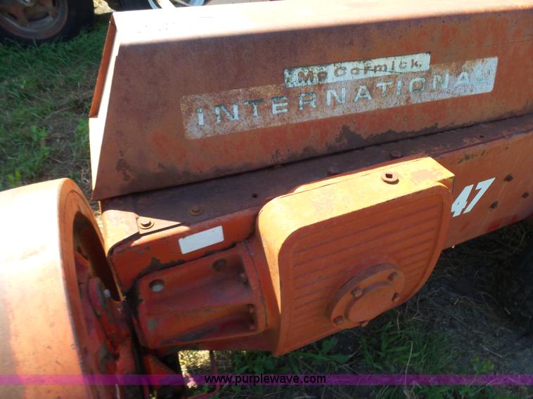 image for item K3128 International 47 small square baler