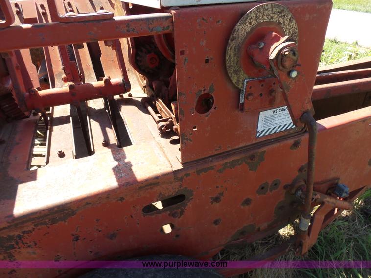 image for item K3128 International 47 small square baler