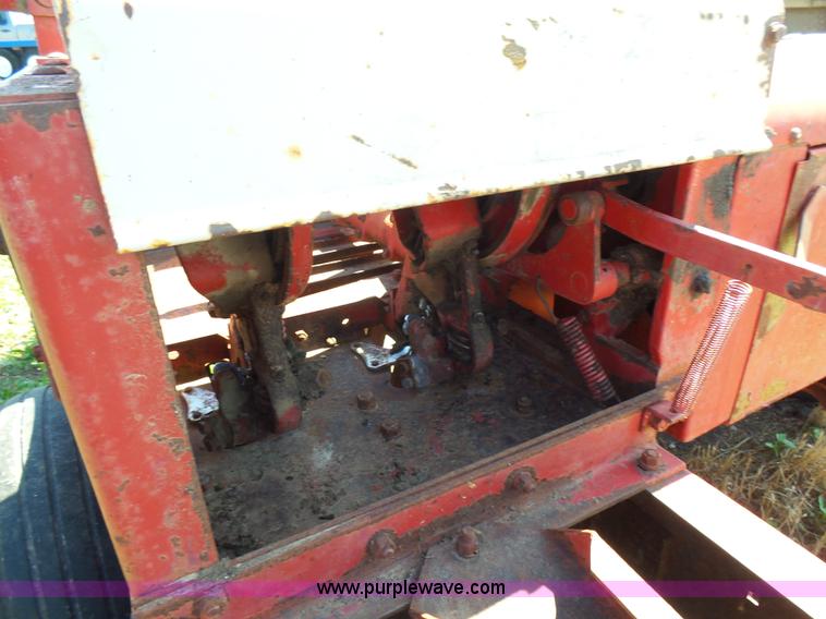 image for item K3128 International 47 small square baler