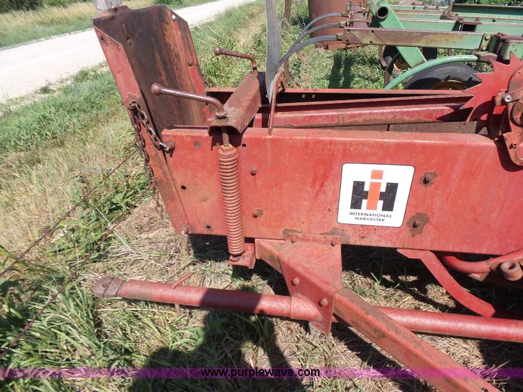 image for item K3128 International 47 small square baler