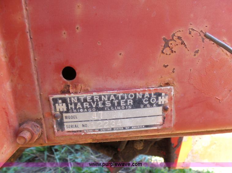 image for item K3128 International 47 small square baler