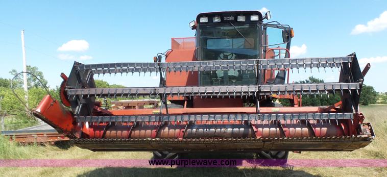 image for item K3129 1988 Case IH 1660 Axial Flow combine