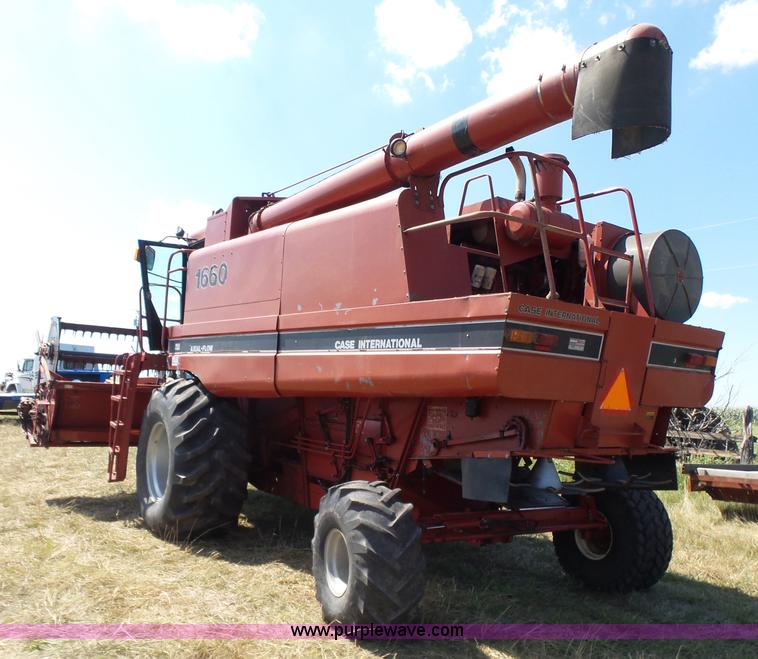 image for item K3129 1988 Case IH 1660 Axial Flow combine