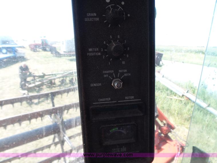 image for item K3129 1988 Case IH 1660 Axial Flow combine