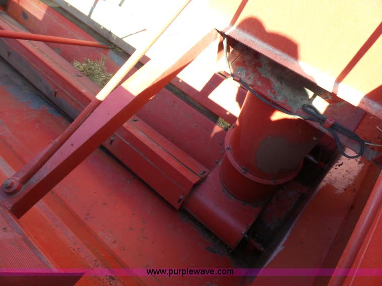 image for item K3129 1988 Case IH 1660 Axial Flow combine