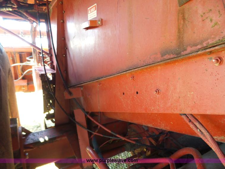 image for item K3129 1988 Case IH 1660 Axial Flow combine