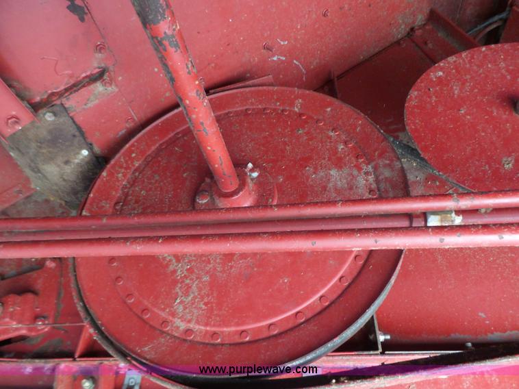 image for item K3129 1988 Case IH 1660 Axial Flow combine