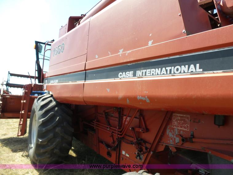 image for item K3129 1988 Case IH 1660 Axial Flow combine