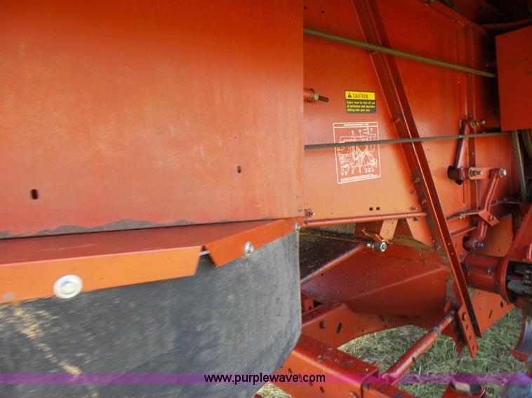 image for item K3129 1988 Case IH 1660 Axial Flow combine