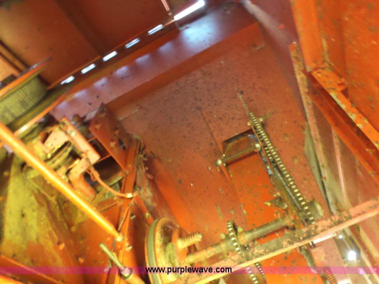 image for item K3129 1988 Case IH 1660 Axial Flow combine