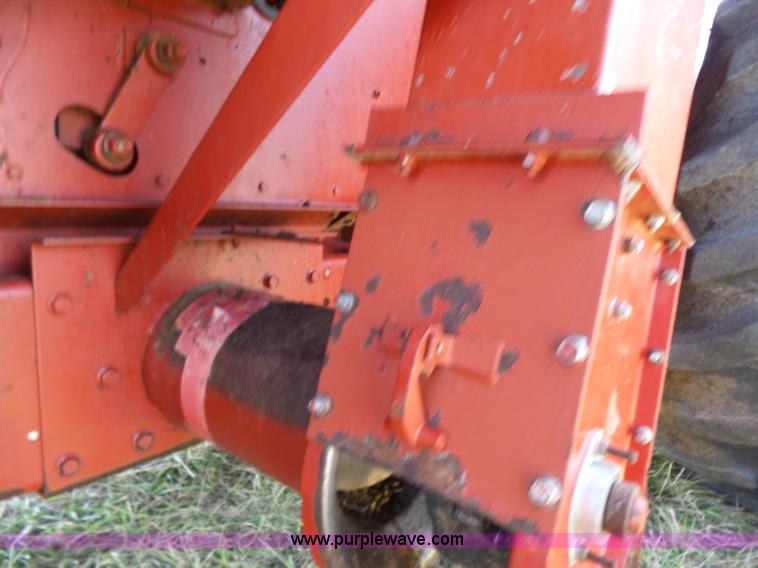 image for item K3129 1988 Case IH 1660 Axial Flow combine