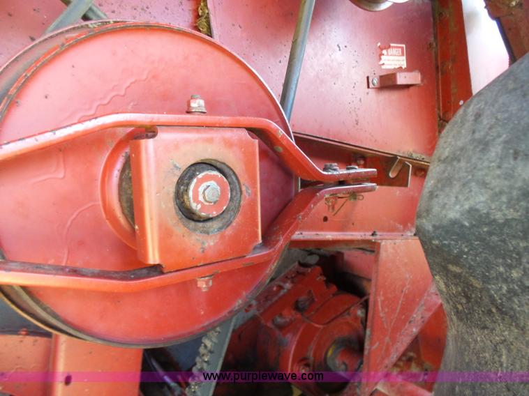 image for item K3129 1988 Case IH 1660 Axial Flow combine