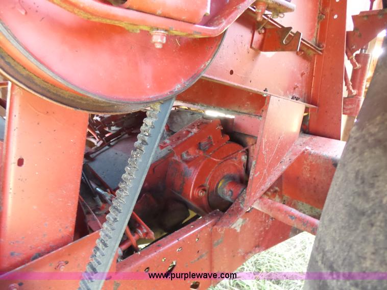 image for item K3129 1988 Case IH 1660 Axial Flow combine