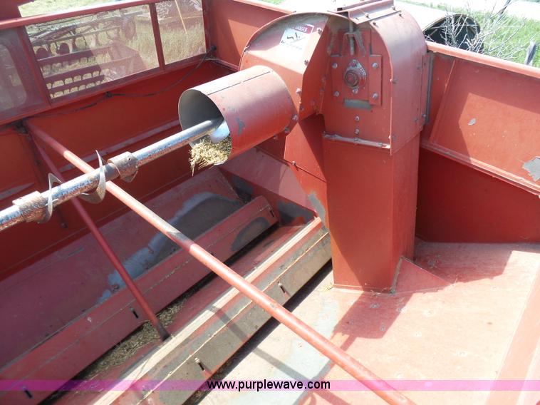 image for item K3129 1988 Case IH 1660 Axial Flow combine