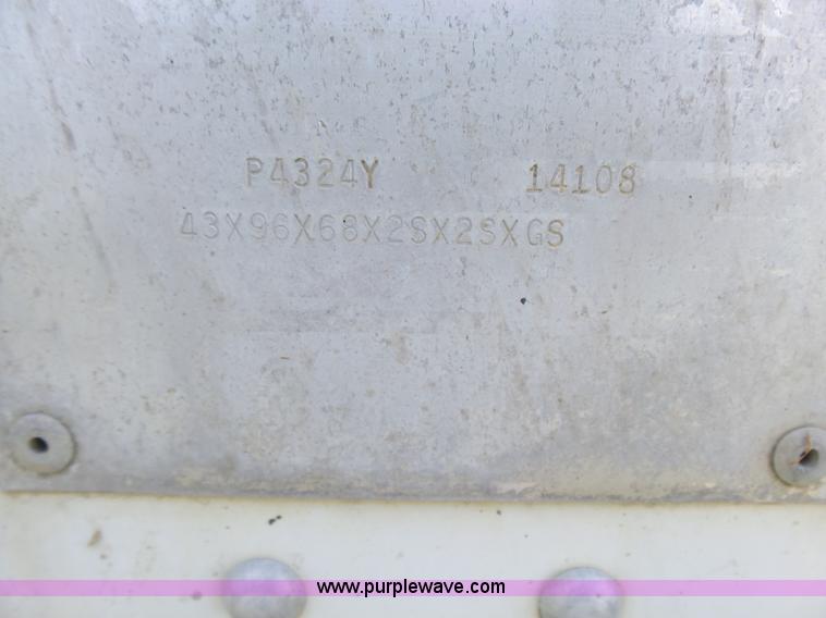 image for item K3136 2000 Merritt grain trailer