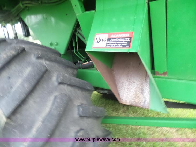 image for item K3162 2004 John Deere 7460 RWA cotton stripper