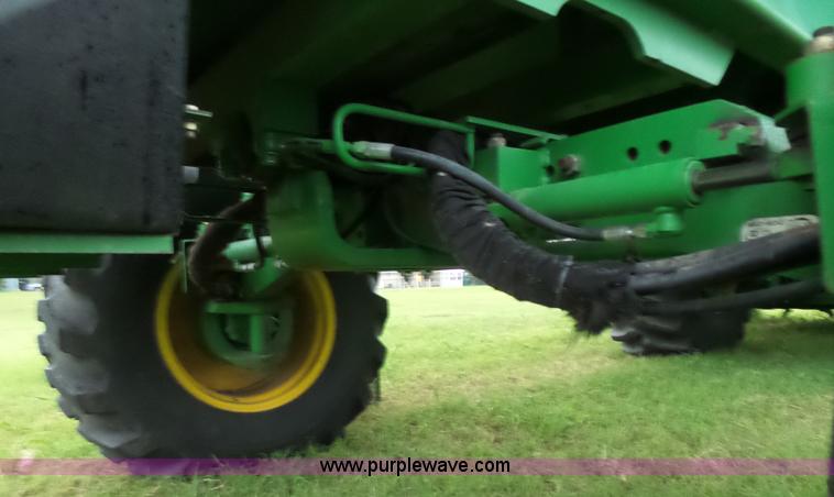 image for item K3162 2004 John Deere 7460 RWA cotton stripper