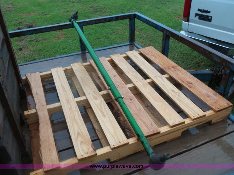 image for item K3162 2004 John Deere 7460 RWA cotton stripper