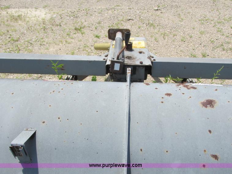 image for item K4066 Hiniker 4000 stalk chopper