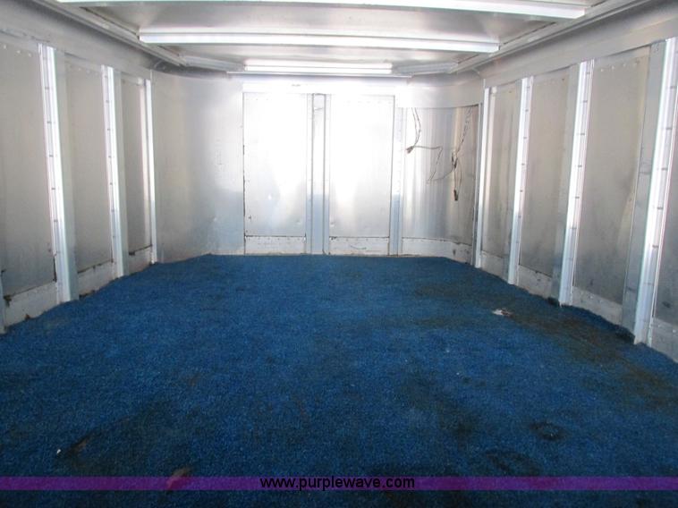 image for item K4073 2010 Featherlite 8117 horse trailer