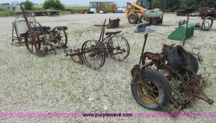 image for item K4082 Farm equipment