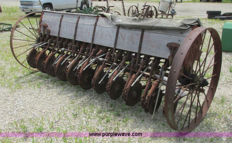 image for item K4083 Owatonna seeder