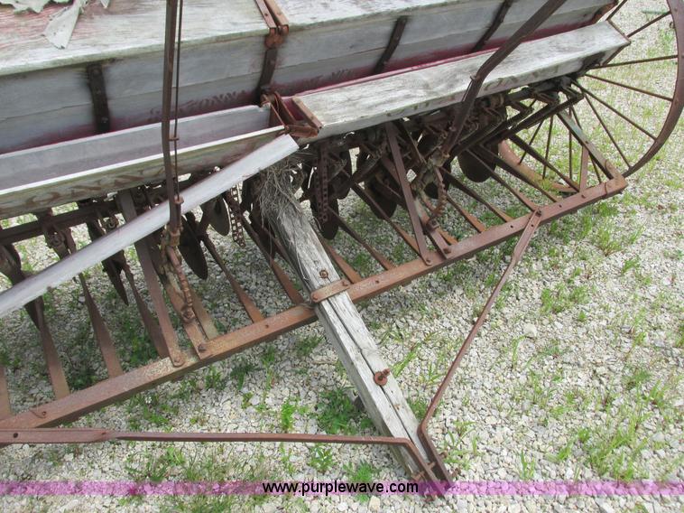 image for item K4083 Owatonna seeder