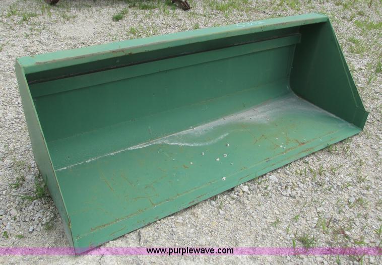 image for item K4086 John Deere bucket