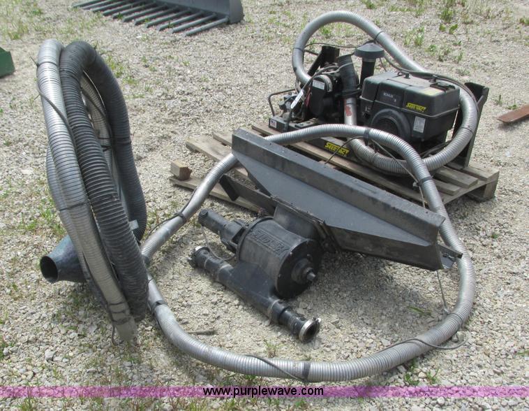 Seed/grain vacuum in Plainview, MN Item K4087 sold Purple Wave