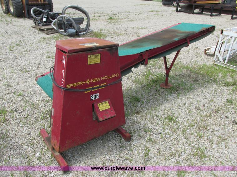 image for item K4088 New Holland Sperry 595 tobacco picker