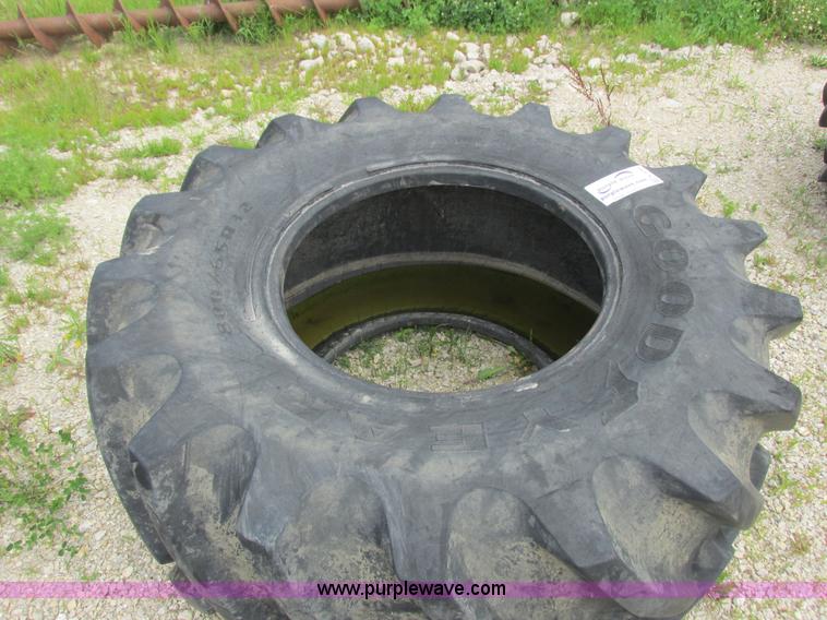 image for item K4095 Goodyeear 800/65R32 tire