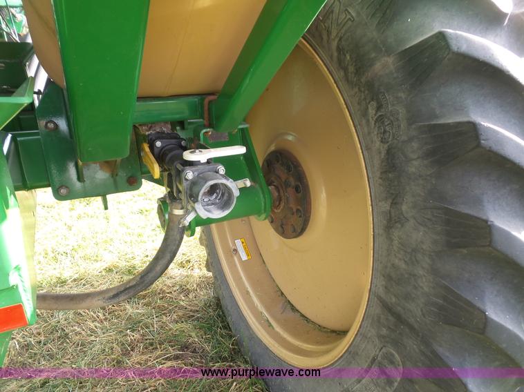 image for item K4646 2005 Great Plains YP1225 no-till planter